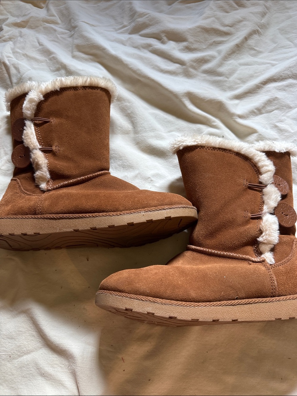 Women's Chestnut Faux-Suede Shearling Winter Boot